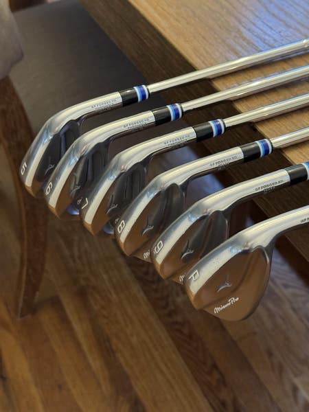 Mizuno Pro 243 / 241 Combo Iron Set (5-PW) Dynamic Gold X100 (xtra 