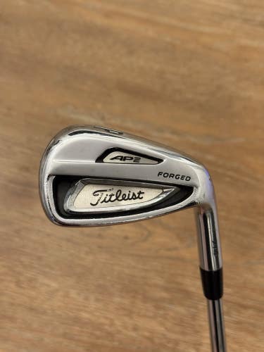 Titleist 714 AP2 Pitching Wedge (46°) Dynamic Gold X100 shaft (xtra stiff)
