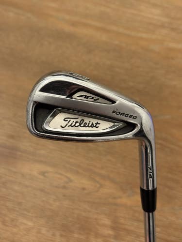 Titleist 714 AP2 8-iron Dynamic Gold X100 shaft (xtra stiff)