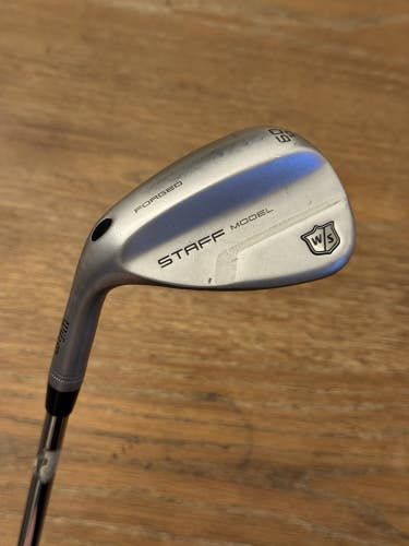 Wilson Staff Model Lob Wedge (60°) Dynamic Gold Wedge flex