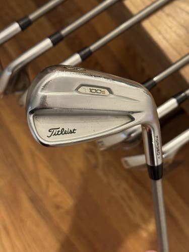 Titleist T100S Iron Set (5-GW) Steelfiber i95 S shafts (stiff)