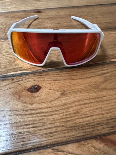 Unisex One Size Fits All Oakley Sutro Sunglasses (Used)