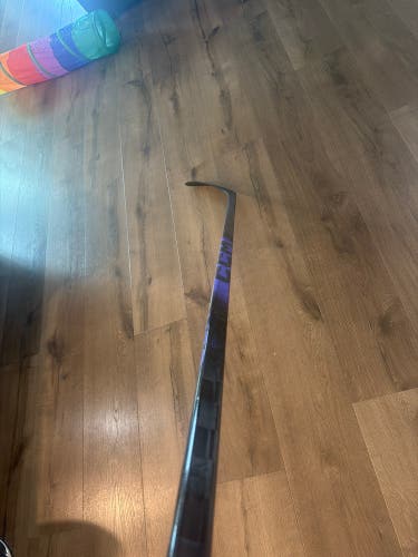 Senior CCM Ribcor Trigger 10 Pro Right Handed Hockey Stick P28 70 Flex (New)