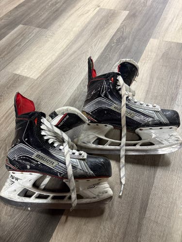 Bauer Vapor Hockey Skates 7.5 (Used)