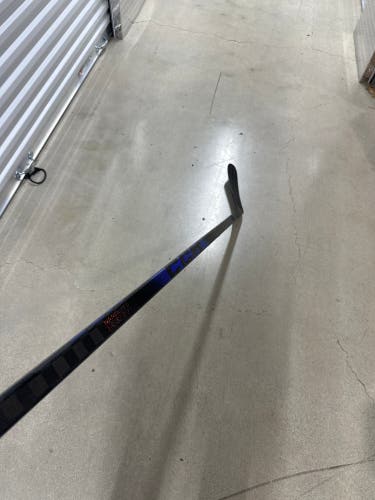ST LOUIS BLUES Senior CCM Ribcor Trigger 10 Pro P92 75 Flex Pro Stock (New)