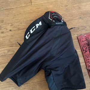 Men's Junior Large CCM JetSpeed Edge Hockey Pants (Used)
