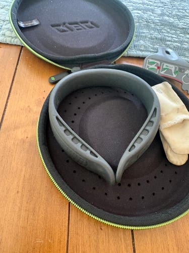 Q collar size 14