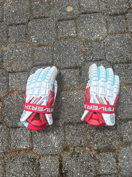 Maverik Showtime 2026 Lacrosse Gloves (New)