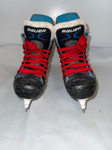 Black Bauer XLP Hockey Skates 12 (Used)