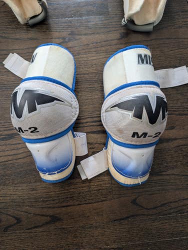 Mission M-2 Large Senior Elbow Pads (Used)