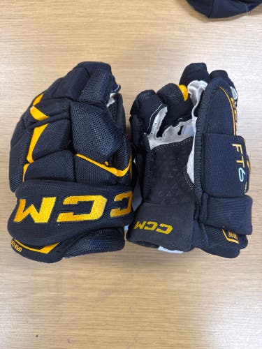 CCM JetSpeed FT6 Gloves 11" (New)
