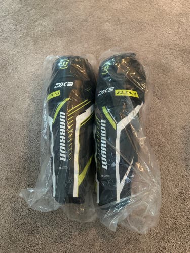 Junior Warrior Alpha DX3 13" Shin Pads (New)