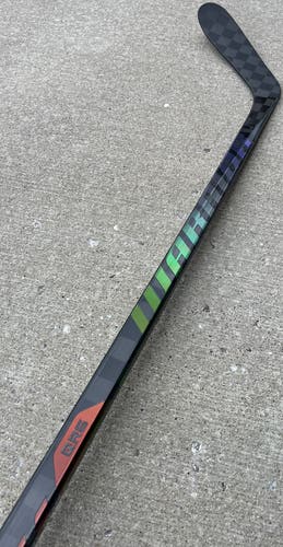 Senior Warrior Covert QR6 Pro Left Hand Hockey Stick P28 85 Flex Pro Stock (New)