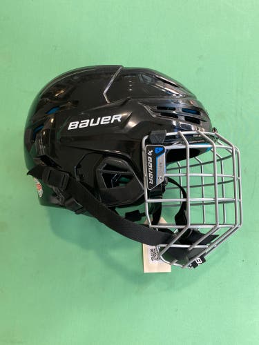 Used Small Bauer Re-Akt 55 Helmet | GREAT CONDITION