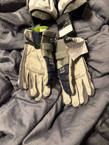 NEW Georgetown Lacrosse Gloves