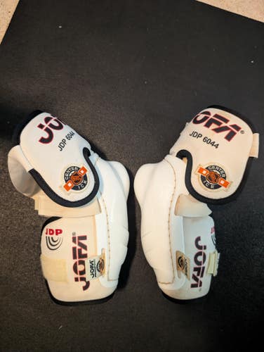Medium Senior Jofa 6044 Elbow Pads (Used)