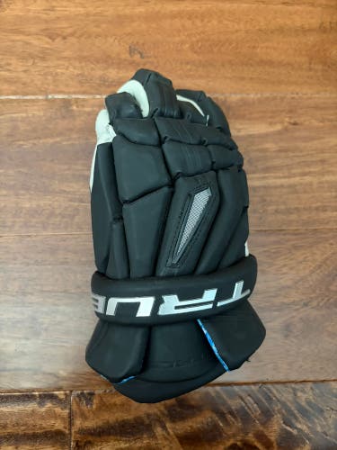 True Frequency Lacrosse FOGO Glove (New)