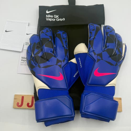 Nike Vapor Grip3 Goalkeeper Soccer Gloves Racer Blue HQ0304-458 Size 10 NWT
New with Tags-