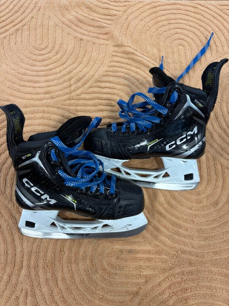 Junior CCM Tacks XF 80 Hockey Skates Regular Width Size 3 (Used)