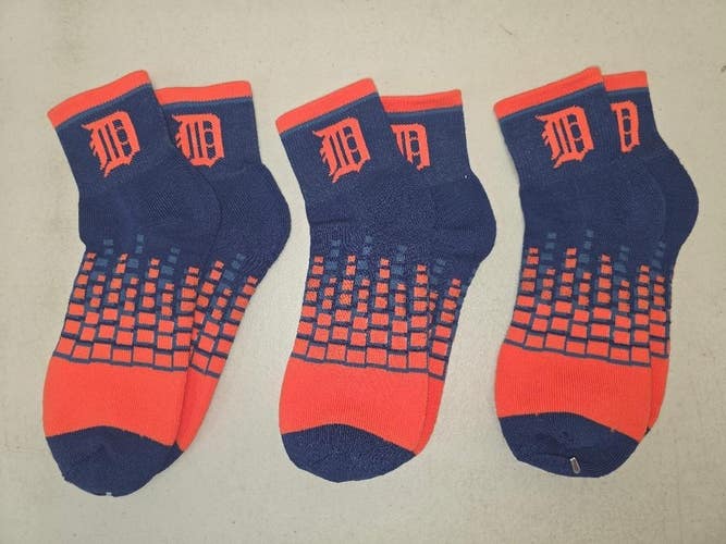 60619-30 Mens MLB DETROIT TIGERS 1/4 Socks Lot of 3 Pair LARGE New