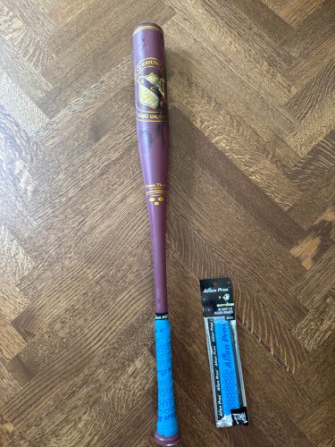 2025 Combat Country Club (-3) 28 oz 31" (Barely Used) (SUPPER HOT) FREE BAT TAPE