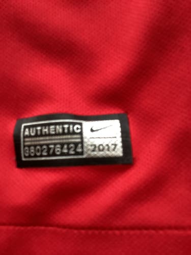 Red Large/Extra Large Kids Unisex Nike Jersey (Used)