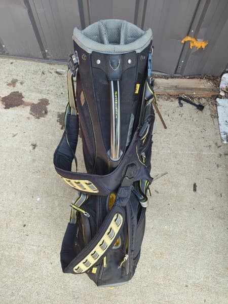 Nike Sasquatch SQ Dual Strap Golf Stand Bag 14 Way Divider Black