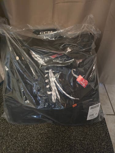 Senior Medium CCM Axis XF Pro Hockey Goalie Pants