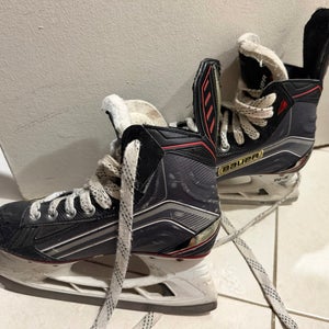 Black/Gray 2015 Bauer Vapor X600 Hockey Skates Regular Width Size 4.5 (Used)