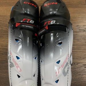 Senior CCM JetSpeed FT8 16" Shin Pads (New)…..