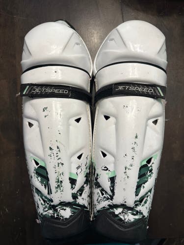 Junior CCM JetSpeed FTW 12" Shin Pads (Used)