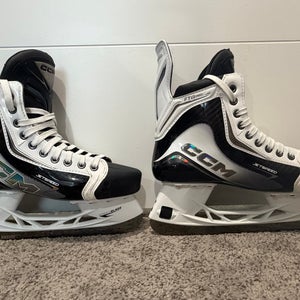 White 2026 CCM JetSpeed FT8 Pro Hockey Skates Regular Width 8.5 (Lightly Used)