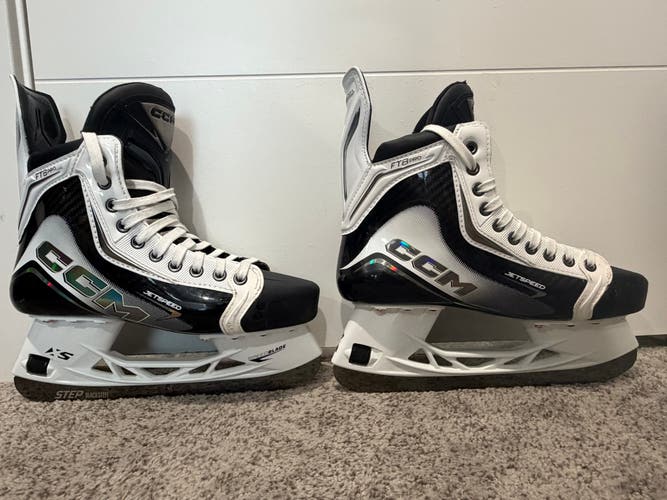White 2026 CCM JetSpeed FT8 Pro Hockey Skates Regular Width 8.5 (Lightly Used)