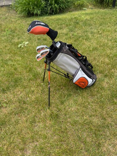 Junior Acuity Voltage Right Handed Clubs
