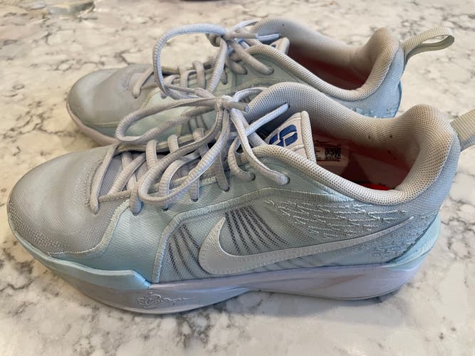 Kid's 6Y (Big Kids / Youth) Nike Shoes (Used)