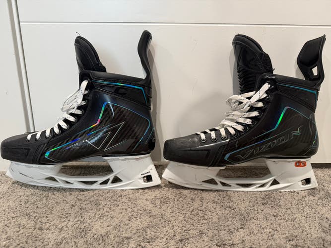 Cutter Gauthier CCM Vizion Hockey Skates
10.25 E Width Pro Stock (Used)