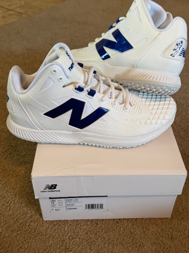 White Men's Size M 10.0 (W 11.0) Adult New Balance Shoes (New)