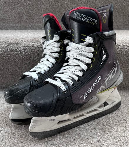 Bauer Vapor Hyperlite skates With LS Blades