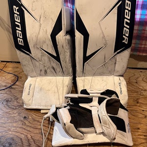 Medium (31+) 2025 Bauer Sv-Pro Goalie Leg Pads (Used)