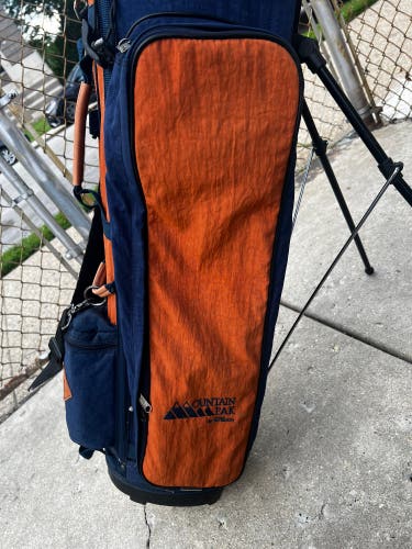 Wilson Mountain Pak Stand Carry Golf Bag in Blue/Orange 6-Way Divider w/ Rain Cover