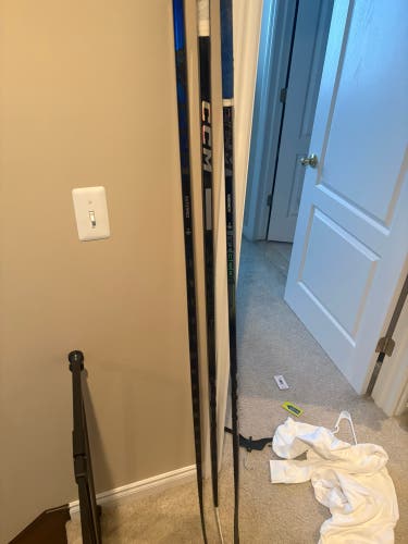 Senior CCM Vizion Right Handed Hockey Stick P28 70 Flex (New)