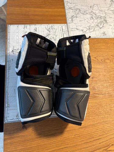 CCM Tacks NHL Pro Stock Ice Hockey Player Elbow Pads Protective Size Senior Medium
