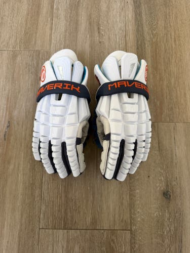 Bucknell Bison Maverik Shift Lacrosse Gloves