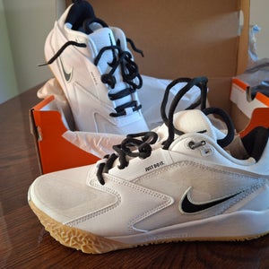 White Unisex Size M 4.5 (W 5.5) Nike Low Top Trainers (New)