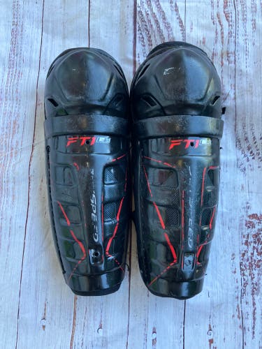 Junior CCM JetSpeed FT1 Shin Pads 10" (Used)