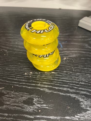 Bauer HI-LO 82A 68MM Hard Street Wheels (New) 4 pack