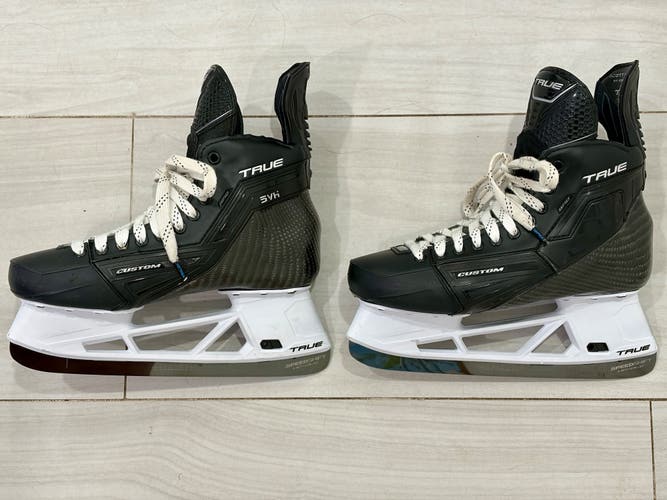 Like NEW 2026 True SVH Hockey Skates Size 10 Wide (Fit 3)