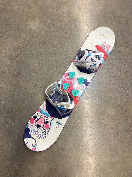 burton chicklet snowboard package Youth Snowboard, 120cm free and loose feeling youd expect from a rocker profile Used Burton CHICKLET 126 Girls