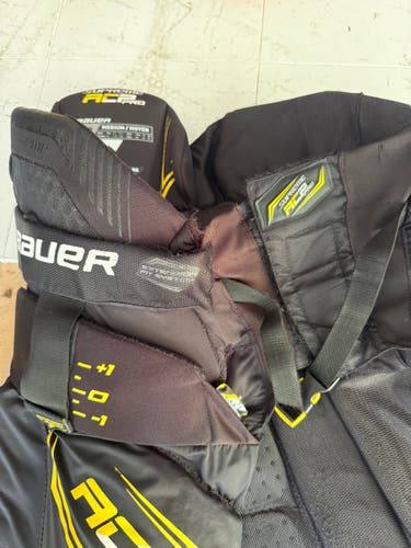 Medium Bauer Supreme ACP Pro Girdle (Used)