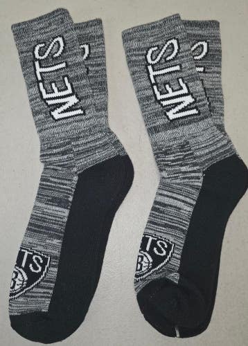 60619-24 Mens NBA BROOKLYN NETS Crew Socks Lot of 2 Pair LARGE New